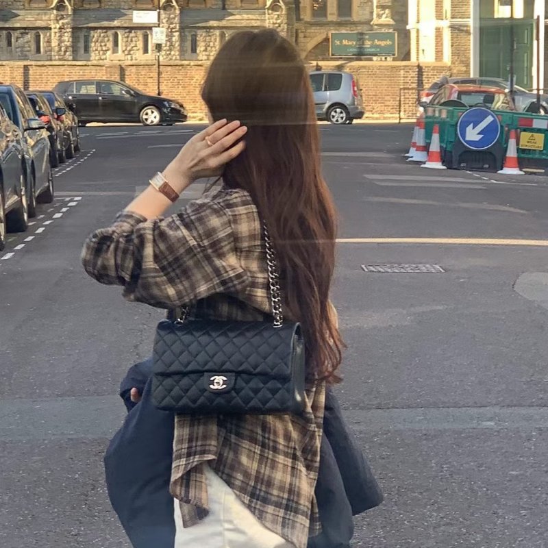 CHANEL 經典口蓋包 CF25 - 粒面牛皮黑銀-8