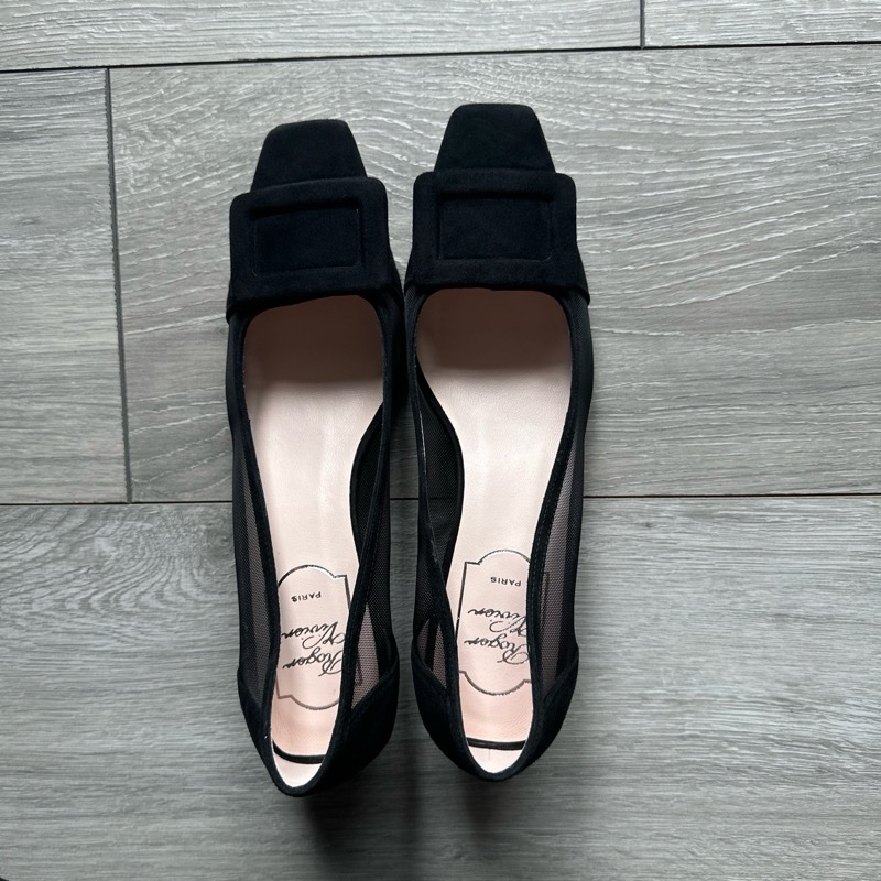 ROGER VIVIER 九成新 黑色鏤空網紗絨面優雅高跟鞋(37.5)-10