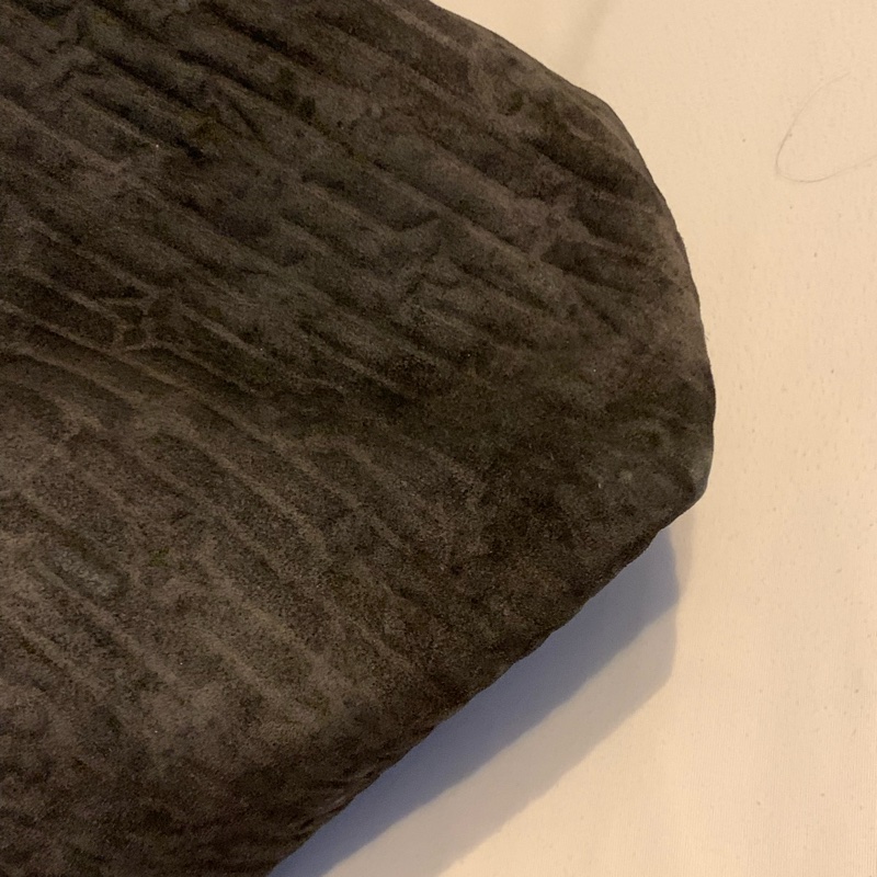 LOUIS VUITTON 2008秋冬走秀限量款稀有蟒蛇皮絨面皮革手提包M95811-7