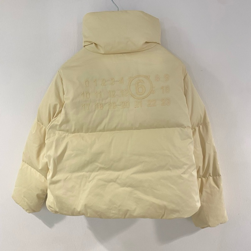 促銷品 MM6 Maison Margiela 女款 🔢刺繡Logo 羽絨 #S M-3
