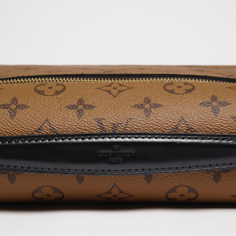 Louis Vuitton  經典Pochette M tis Monogram帆布手提斜背郵差包-2