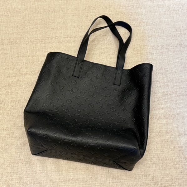 LV Excursion Tote 黑色皮革經典花紋托特包-6
