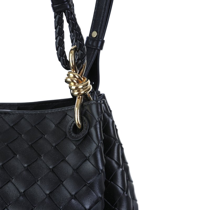 🎉新品好折扣✨Bottega Veneta 835921 Parachute 羊皮編織中款降落傘包 黑色-9