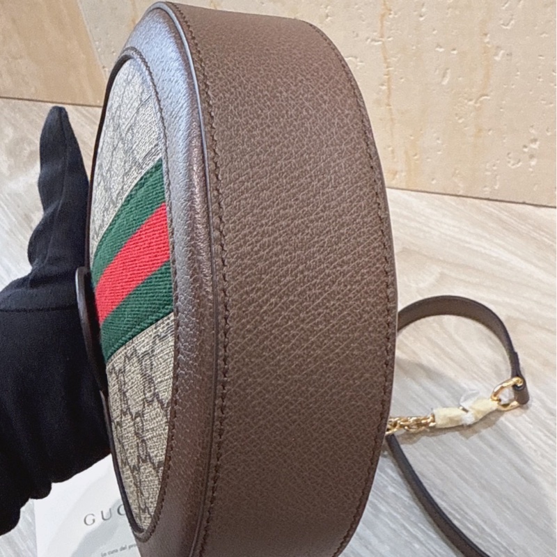 Gucci 老花圓餅包-13