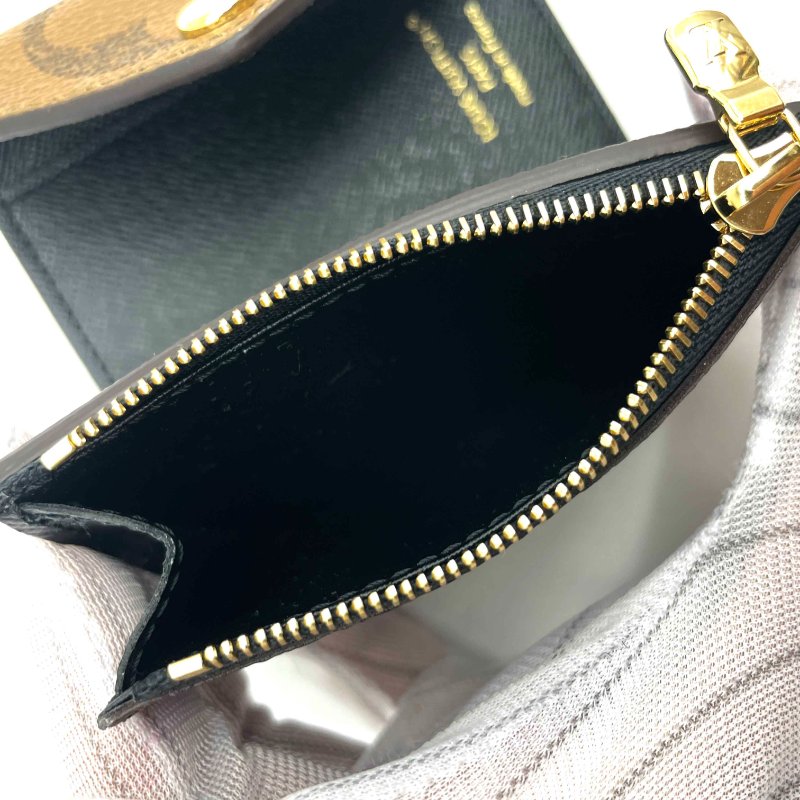 全新現貨 LV M80725 Zoe老花雙拼三折短夾-5