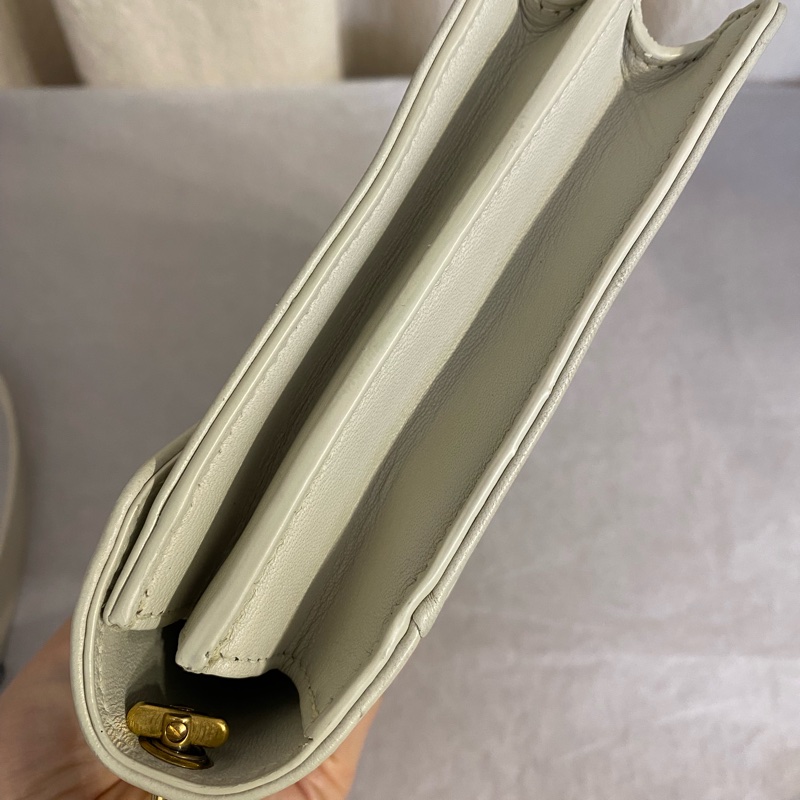 Saint Laurent 聖羅蘭 米金色 Gaby小號羊皮信封包-2