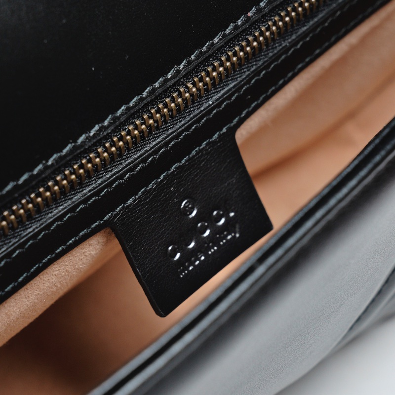 GUCCI GG MARMONT系列中型單背包-8