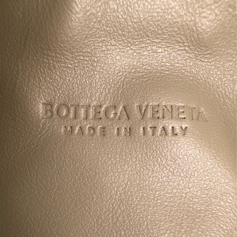 Bottega Veneta BV Wallace Mini 飯盒包 洞石綠-10