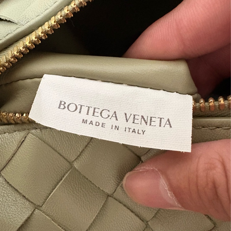 Bottega Veneta BV Wallace Mini 飯盒包 洞石綠-12