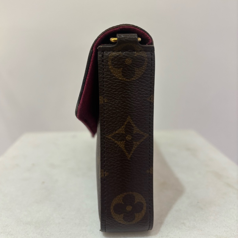 LV（M)紫紅內裡信封三合一WOC-3