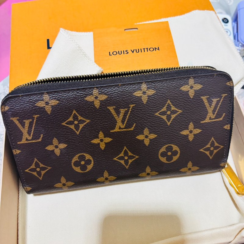 LV老花長夾粉色內裡-8