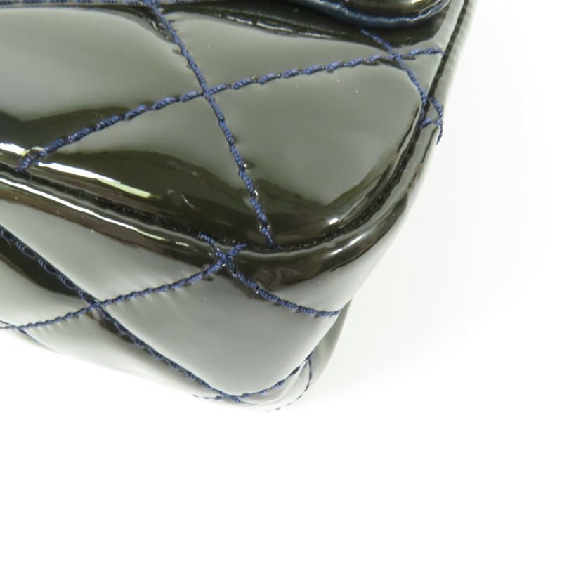 CHANEL 漆皮皮革2.55 Jumbo銀扣鏈帶肩背袋-12