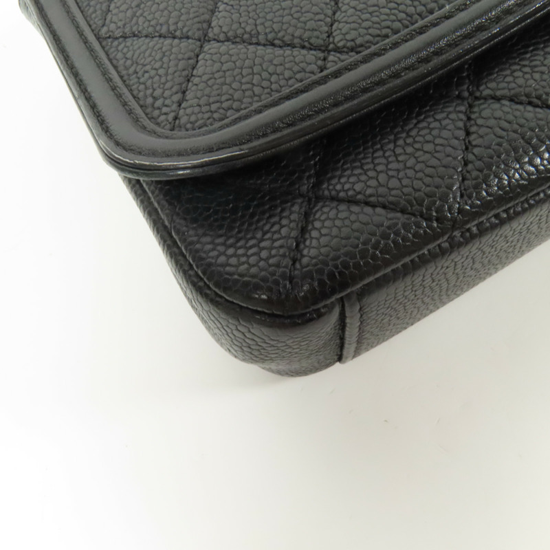 CHANEL 牛皮皮革Chain Shoulder金扣肩背袋-13