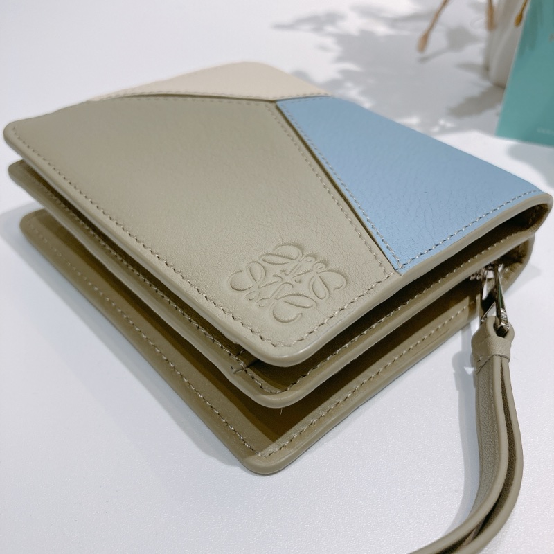 TW4451 Loewe 羅意威 拼色拉鏈散錢短錢包Compact Zip Wallet-1