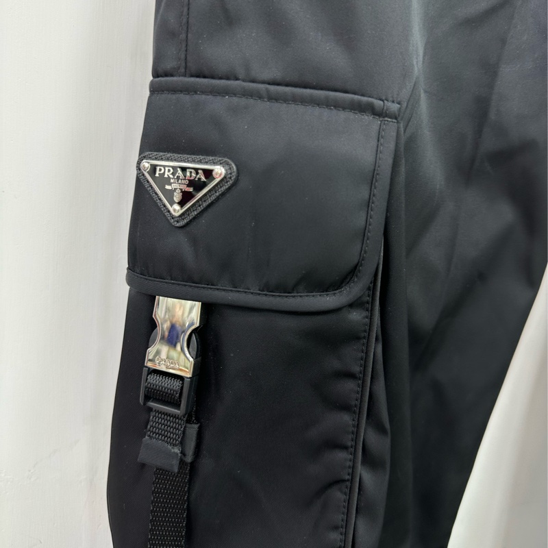 PRADA普拉達 金屬三角標休閒工裝長褲44碼-4
