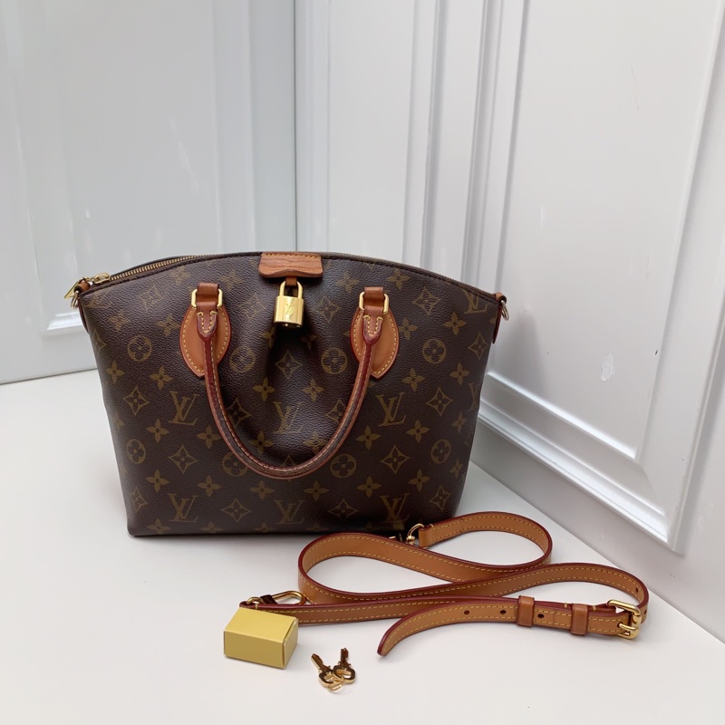 9成新 LV路易威登 芯片款老花餃子包-0