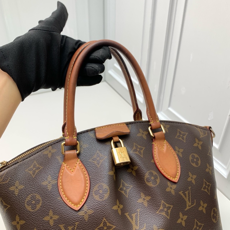 9成新 LV路易威登 芯片款老花餃子包-4