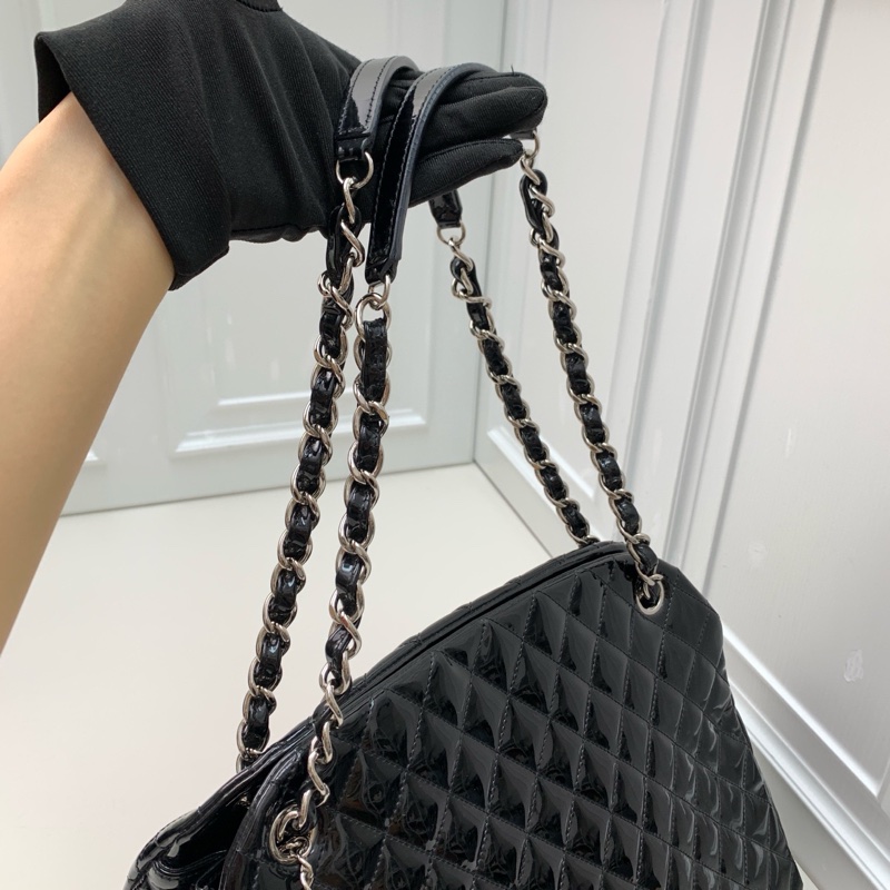 98新CHANEL香奈兒漆皮菱格15開保齡球黑銀鏈條包-4