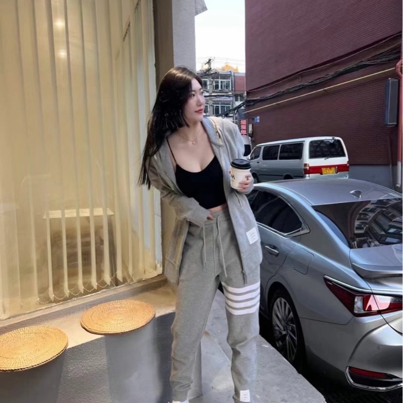 促銷品 Thom Browne 女款 灰色 四道槓 運動褲 #38 40 碼-2