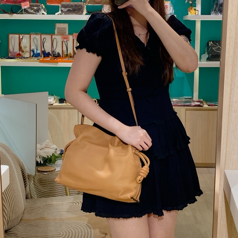 TW4452 Loewe 羅意威中號 肩背包Medium Flamenco Clutch BagWarm Desert-16