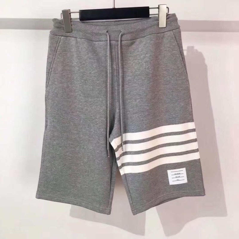 Thom Browne 男款  四道槓 休閒短褲 #3 4 5  碼-0