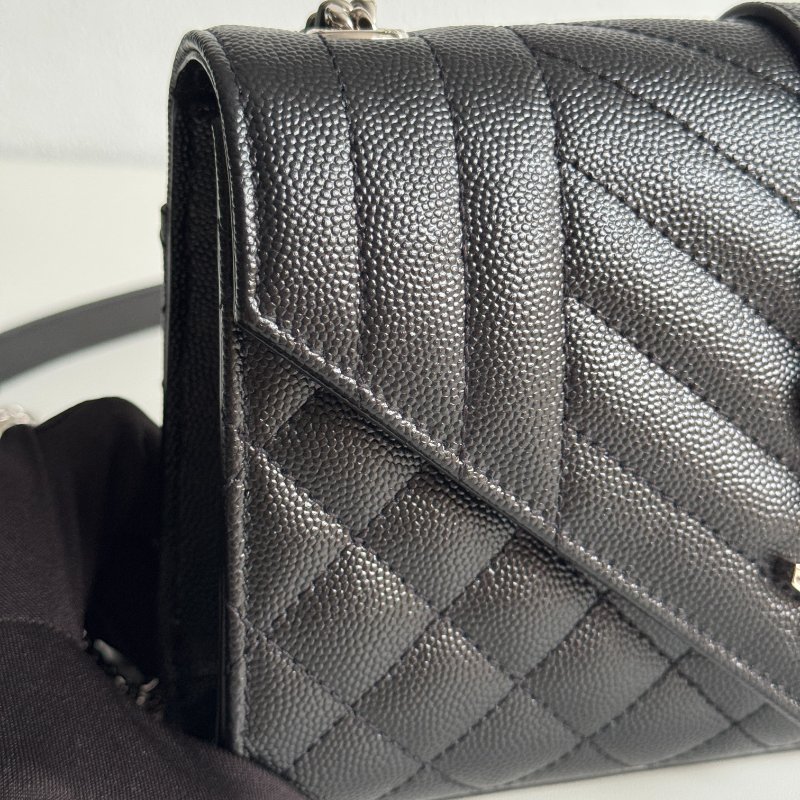 閒置新✨ 全配有購證 Saint Laurent YSL 聖羅蘭 信封包 黑色銀釦 斜背包 肩背包-25