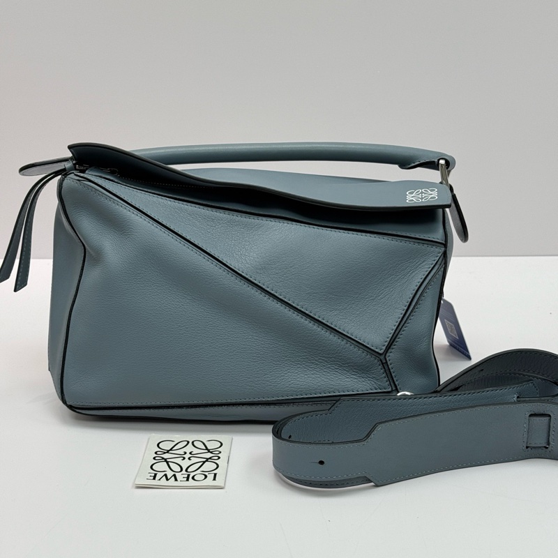 LOEWE/羅意威 puzzle幾何包 中號 霧霾藍色-0
