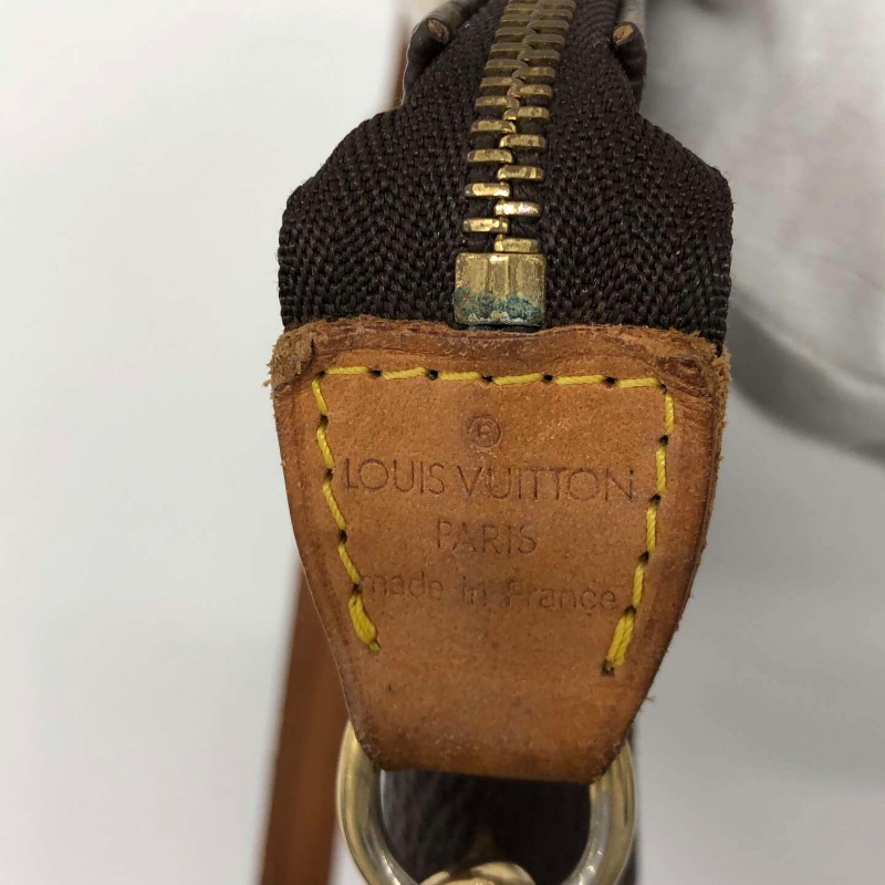 【二手精品】Louis Vuitton Monogram Pochette Accessoires M51980 麻將包 腋下包 經典停產款-18