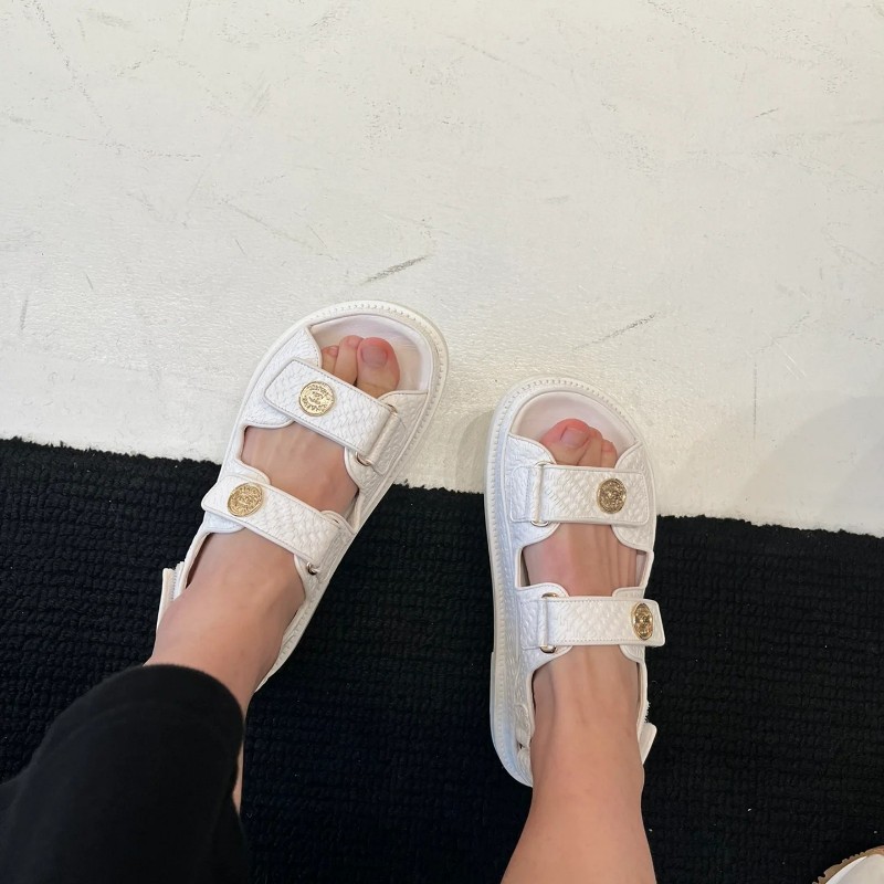 莉亞精品♡Chanel 金幣釦涼拖鞋 尺碼37 二手美鞋-2