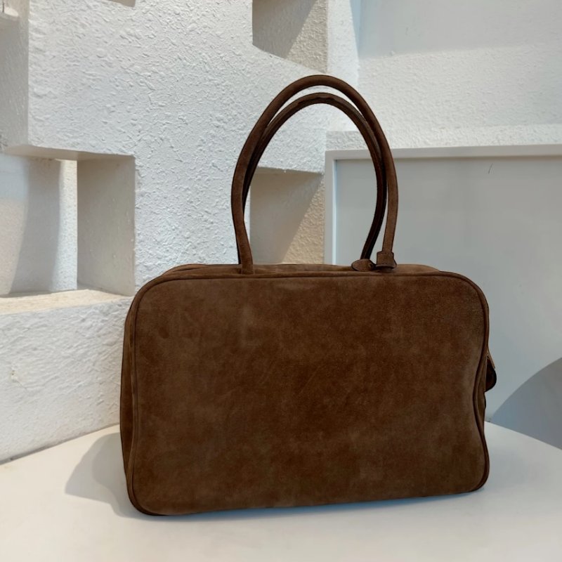 🎉新品好折扣✨Miu Miu 5BB117 大款麂皮 Beau 保齡球包 可可棕色-1
