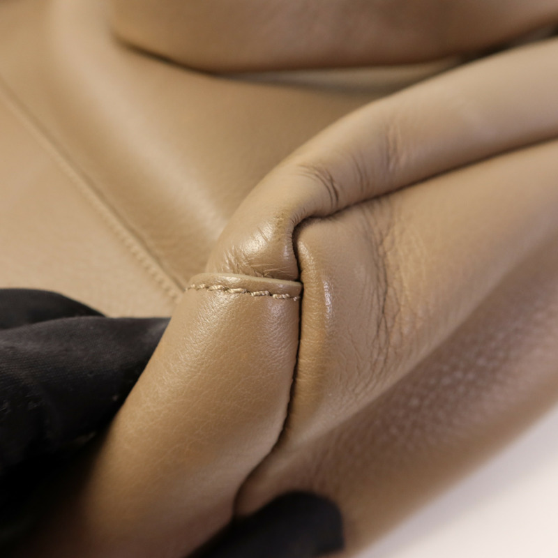 GIVENCHY 牛皮皮革2 Way Shoulder Bag銀扣手挽肩背兩用袋-12