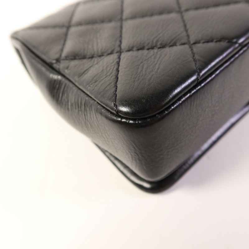 CHANEL 牛皮皮革Chain Shoulder銀扣鏈帶肩背袋-13