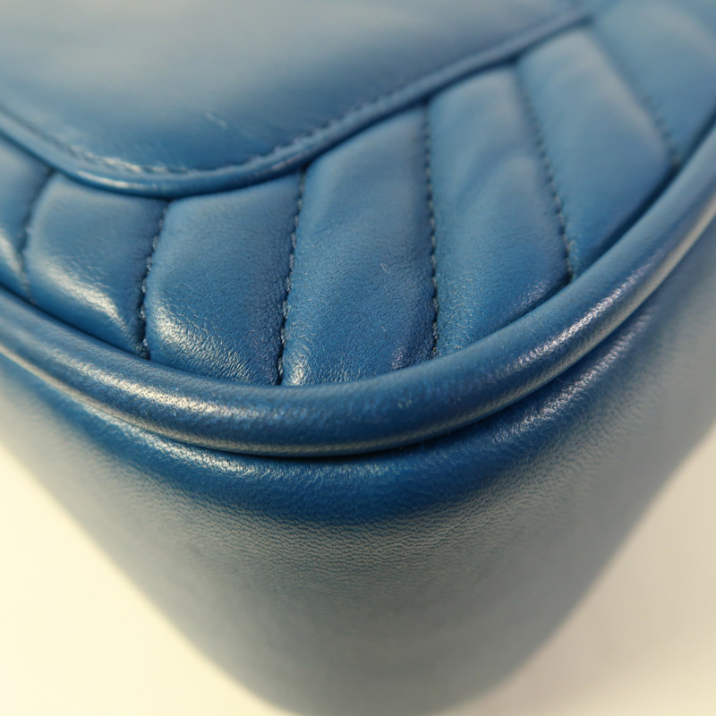 CHANEL 羊皮皮革Chain Shoulder金扣手挽肩背兩用袋-12