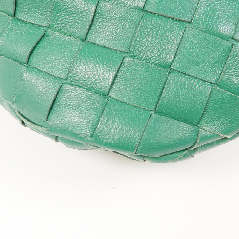 BOTTEGA VENETA 牛皮皮革Mini Jodie金扣手挽袋-11