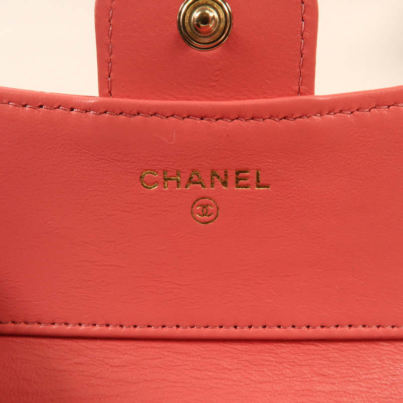 CHANEL 牛皮皮革Wallet金扣錢包-5