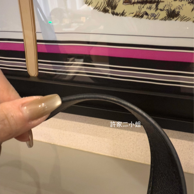 Hermes 98新閒置二手 IN THE LOOP23 黑色豬鼻銀扣菜籃子-15