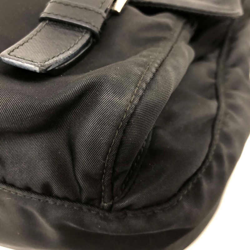 【二手精品】Prada Nylon × Leather Shoulder Bag 黑色尼龍拼皮革斜背包-4