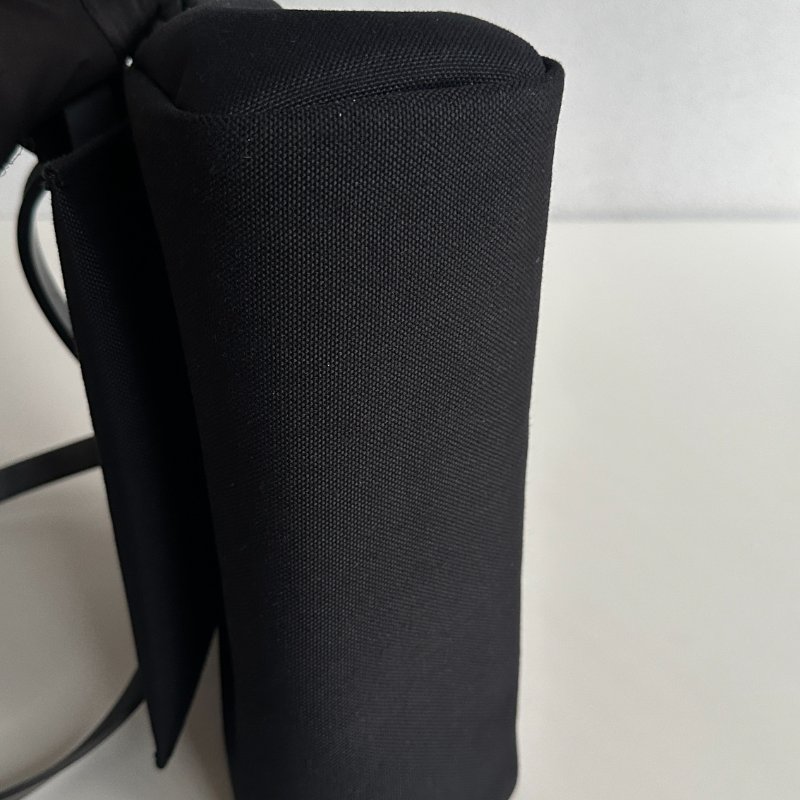 全配有購證🔖 大容量 Hermès 愛馬仕 Herbag31 黑色銀釦 斜背包 男女都適合-9