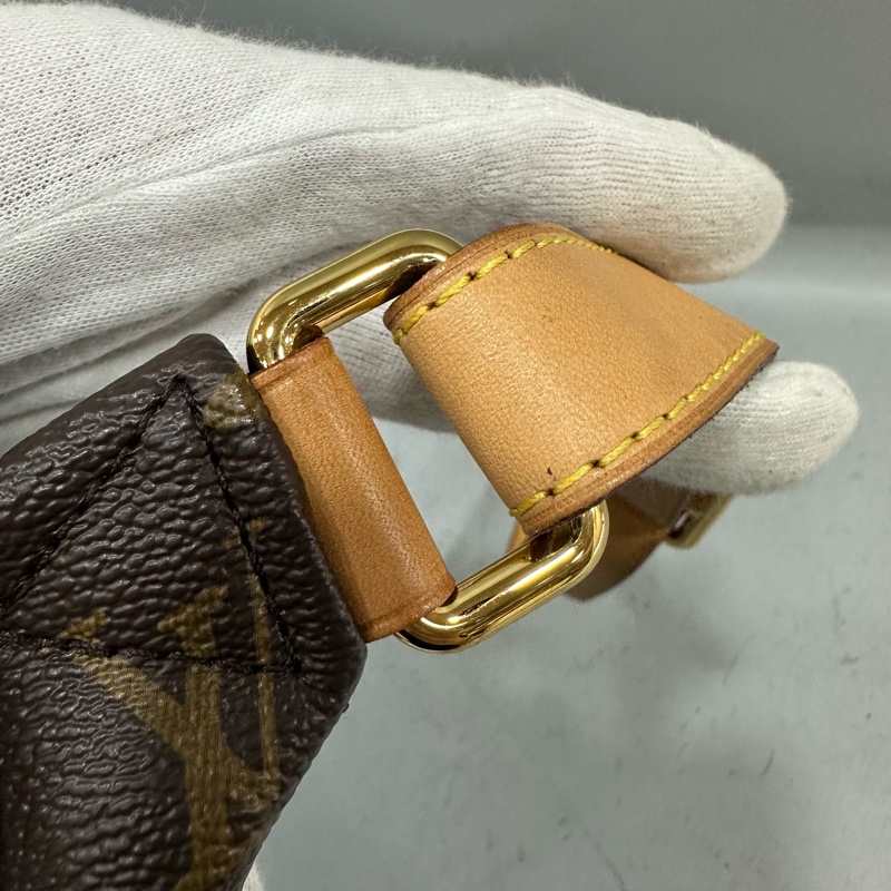 LV M43644 原花金釦胸口包 晶片款-12
