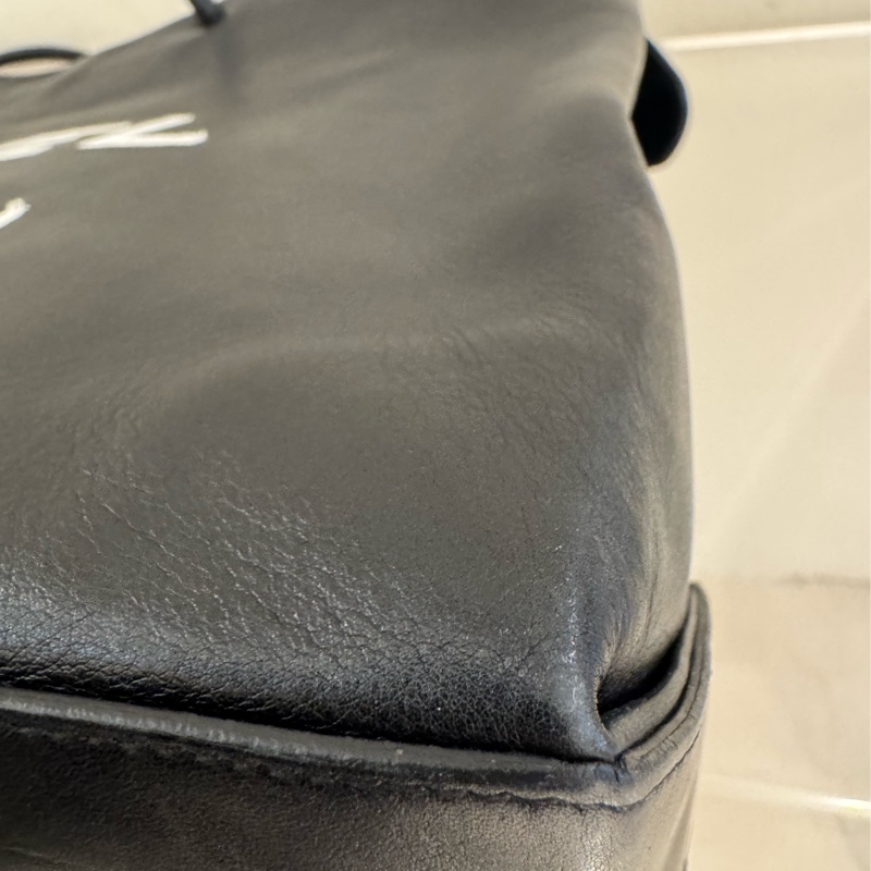 Chanel 白色字樣肩背購物包-17