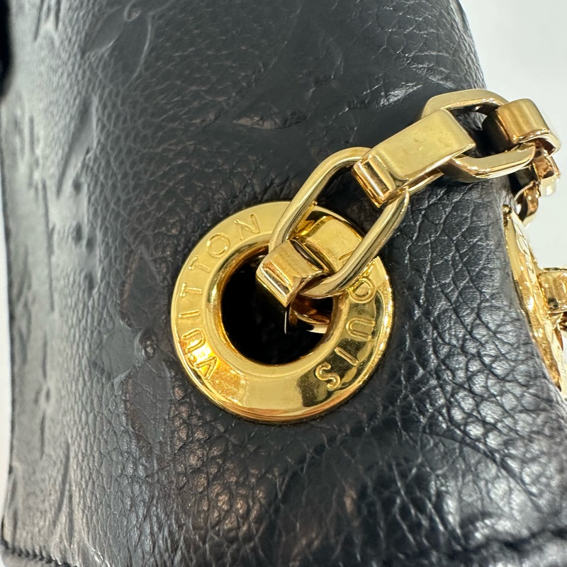 LV M48931 黑牛皮壓紋金釦GERMAIN 斜背包PM-14