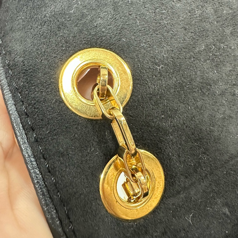 LV M48931 黑牛皮壓紋金釦GERMAIN 斜背包PM-17