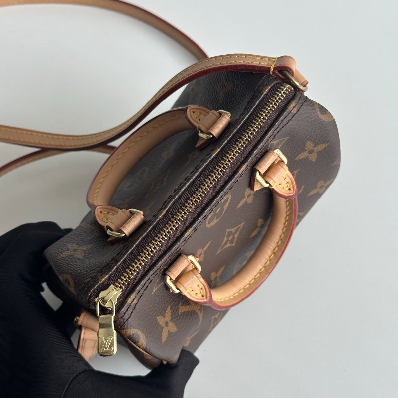 經典款🤎 Louis Vuitton LV 路易威登 Speedy Nano 斜背包-17