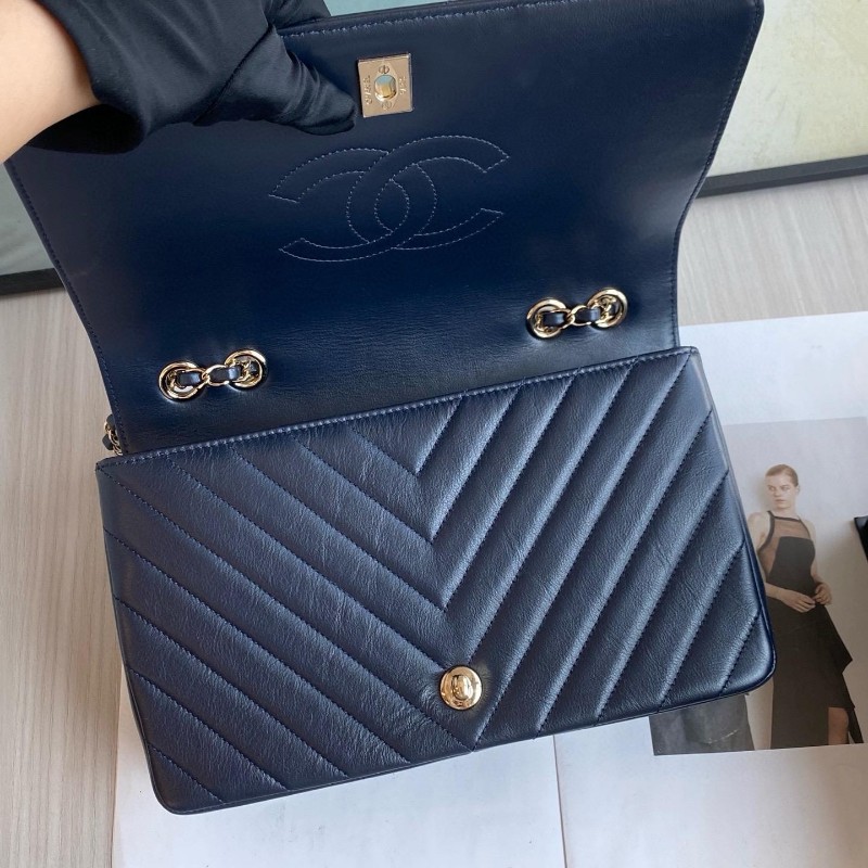 Chanel flap bag Navy colour-5