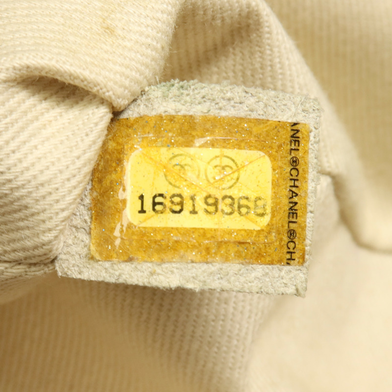 CHANEL 牛皮皮革Shoulder Bag銀扣肩背袋-6