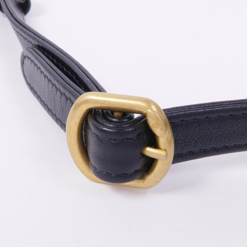 CHANEL 羊皮皮革C19金扣腰包-11