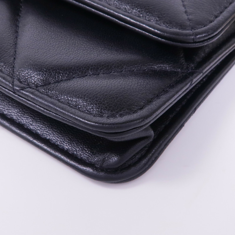 CHANEL 羊皮皮革C19金扣腰包-13