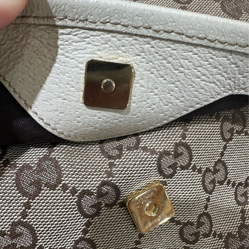 gucci 121023 老花pvc拼白皮肩背包 牛奶包-51