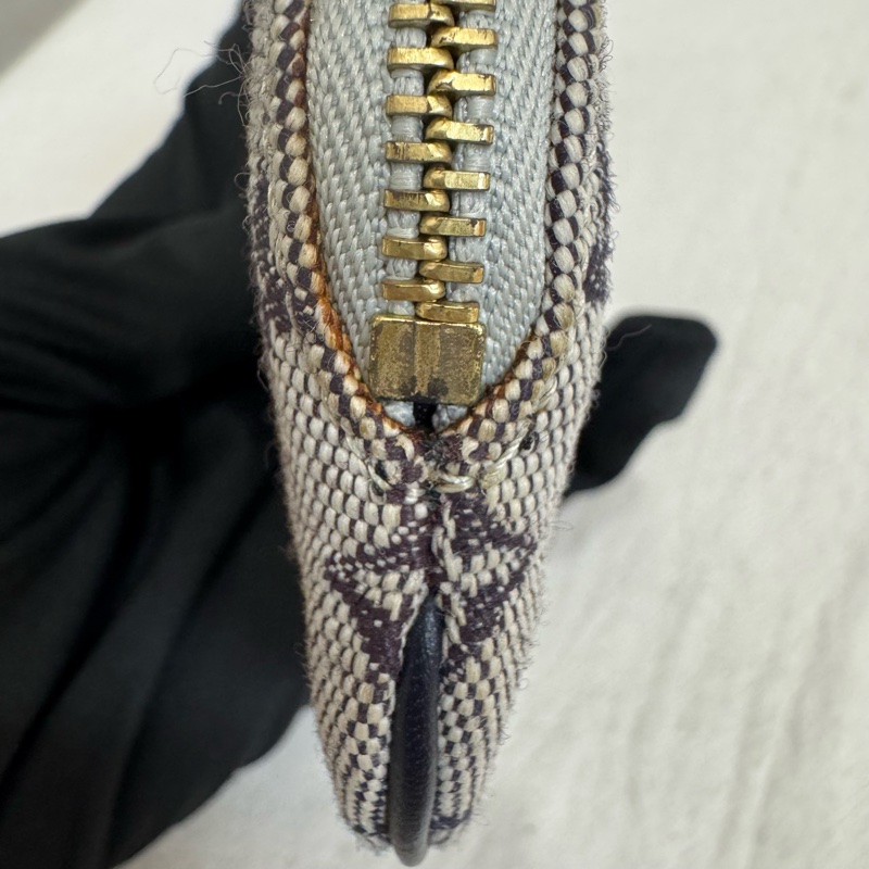 Louis Vuitton 灰色提花布零錢包-9