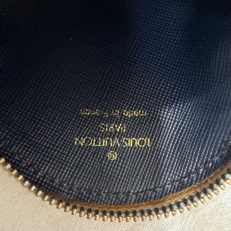 Louis Vuitton 灰色提花布零錢包-11